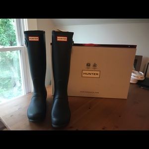 NWT 7 Women’s original tall hunter boots